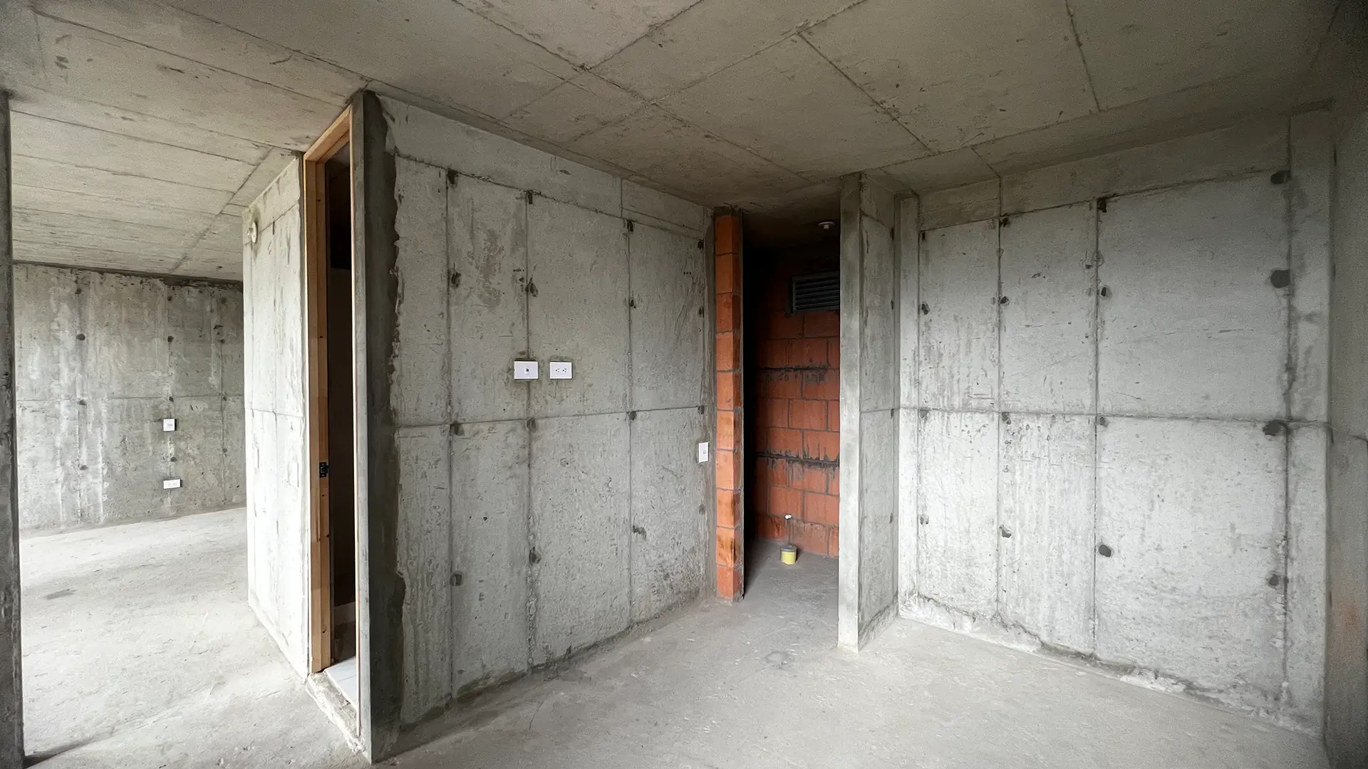 total-home-acabados-obra-gris-antes